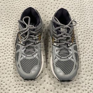 Brooks Beast 14, new in box, men’s size 8 D, medium